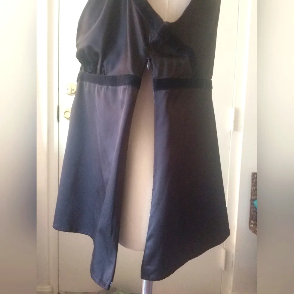 Black Satin Empire Waist Sweetheart Neckline Top w Velvet Trim - Picture 4 of 5